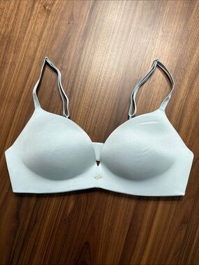 Victoria's Secret Light Blue Wireless T-Shirt Bra